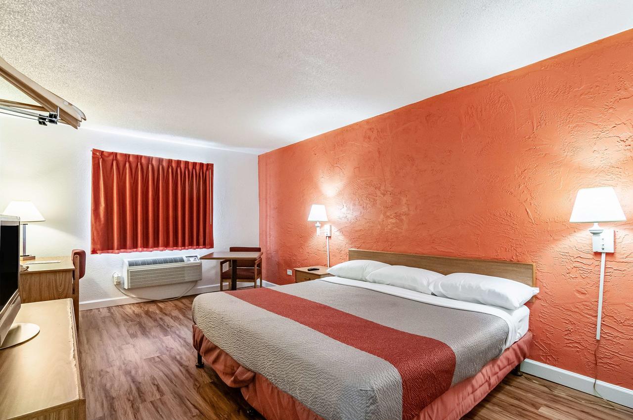 Motel 6-Naperville, Il Εξωτερικό φωτογραφία
