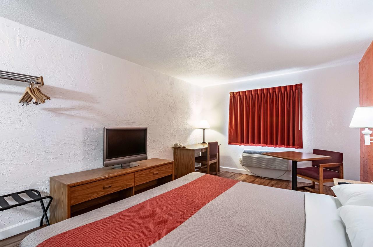 Motel 6-Naperville, Il Εξωτερικό φωτογραφία