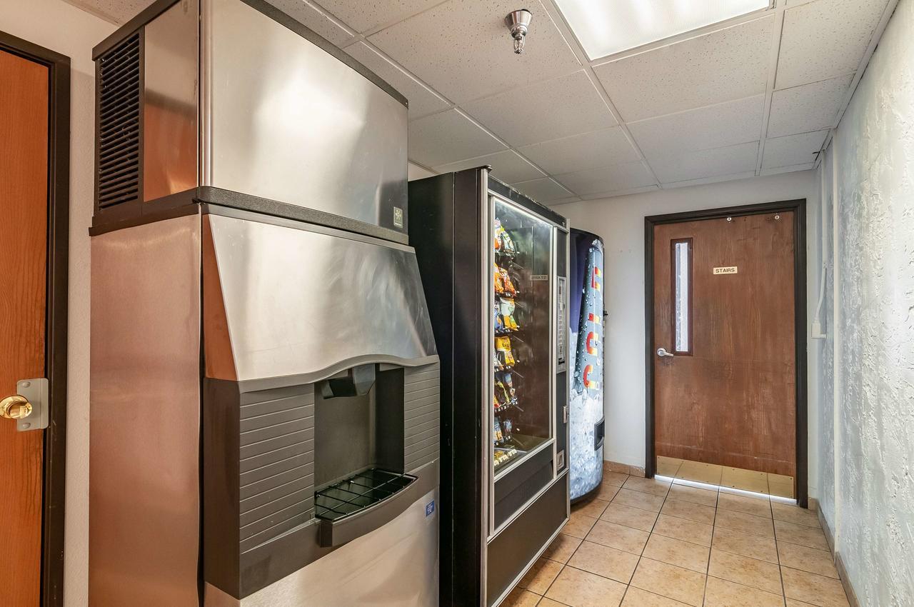 Motel 6-Naperville, Il Εξωτερικό φωτογραφία